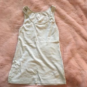 Old Navy Ribbed Racerback Tank. EUC